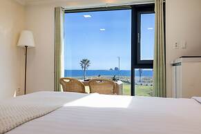 Sun & Moon Resort