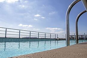 Sun & Moon Resort