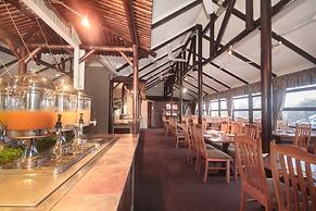 Pine Lodge Resort