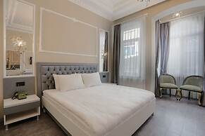 Arach Hotel Harbiye