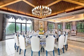 Ramada Xianning Chongyang