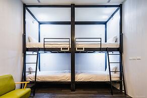 Ch Place X Hotel