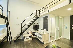 Ch Place X Hotel