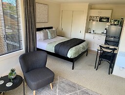 March Apartments