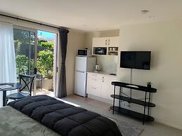 March Apartments