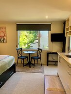 March Apartments