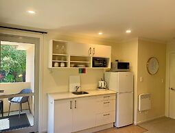 March Apartments