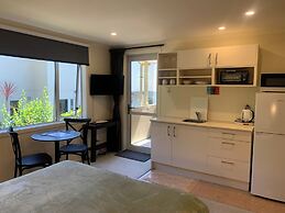 March Apartments
