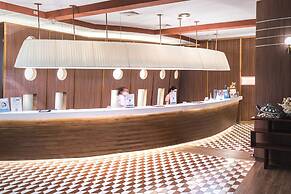 The Cruise Hotel