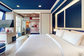The Cruise Hotel