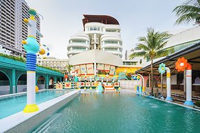 The Cruise Hotel