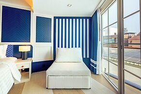 The Cruise Hotel