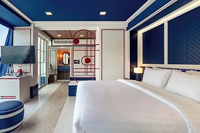 The Cruise Hotel