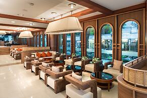 The Cruise Hotel