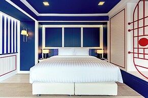 The Cruise Hotel