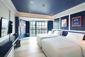 The Cruise Hotel