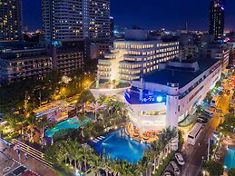 The Cruise Hotel