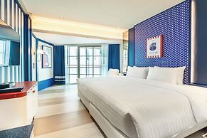 The Cruise Hotel