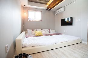 Daemyung Guesthouse