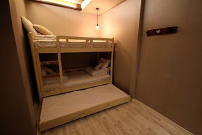 Daemyung Guesthouse