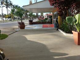 Hotel Ritz Sumbe