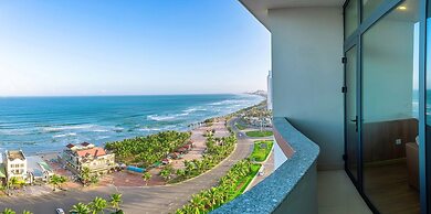 Lunar Hotel Danang