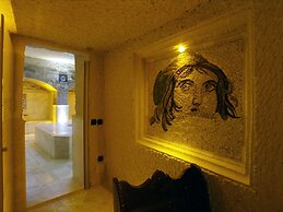 Kelebek Cave Hotel