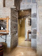 Kelebek Cave Hotel