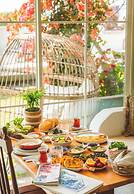 Palas Alacati - Adults Only