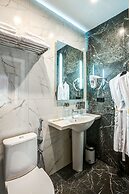 Mops Hotel and Spa