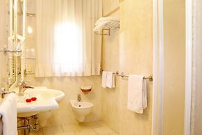 Hotel Ariston