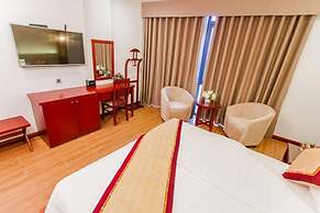 Tu Son Luxury Hotel