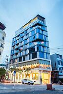 Tu Son Luxury Hotel