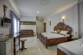 DV Angkor Villa