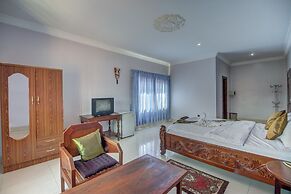 DV Angkor Villa