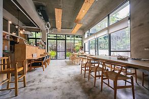 Sun Moon Inn