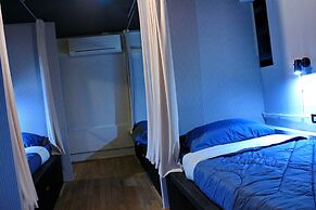 See Hostel