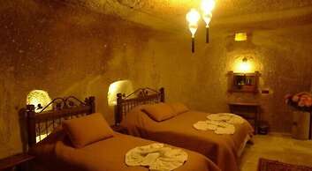 King Cave Hotel by Traveller's