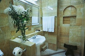La Isabela Suites