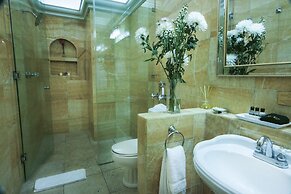 La Isabela Suites