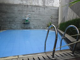 Andelir Hotel