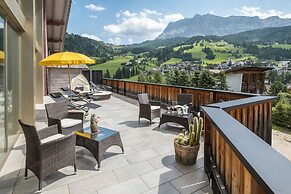 Hotel Serena