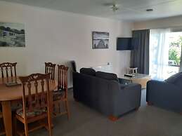 Golden Bay Motel