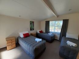 Golden Bay Motel