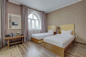 Shah Palace Hotel