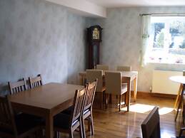 The Sportsmans Lodge