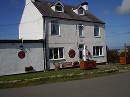 The Sportsmans Lodge