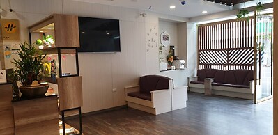Tapeng Bay Holiday Hotel