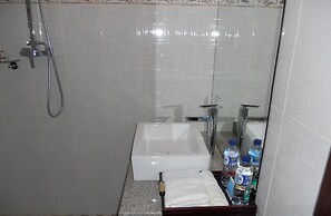 Avisara Villa