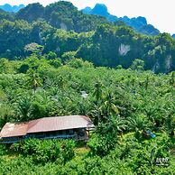 Anurak Community Lodge